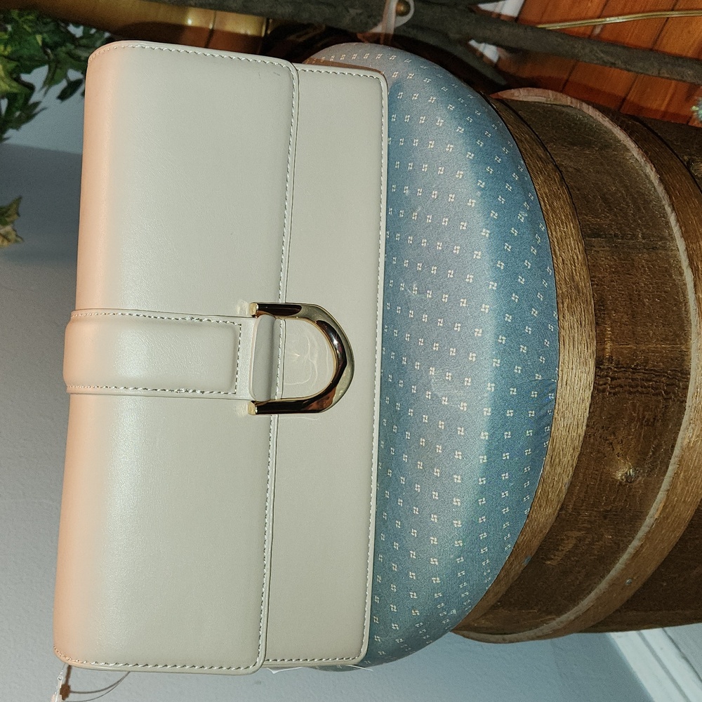 ROZEBUD 3 IN 1  CREAM PURSE NEW WITH TAG